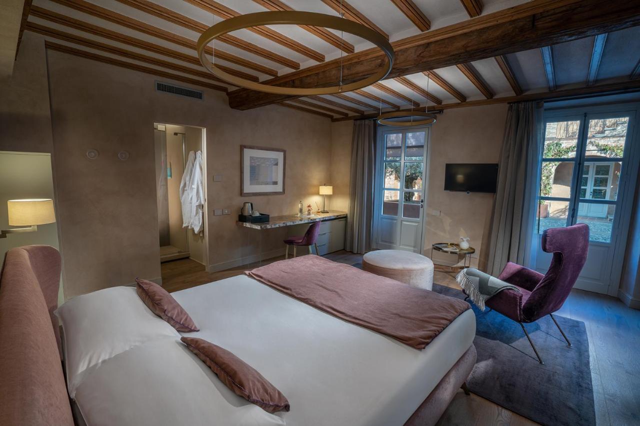 Il Cortile Di San Michele Bed & Breakfast Guarene Exterior foto